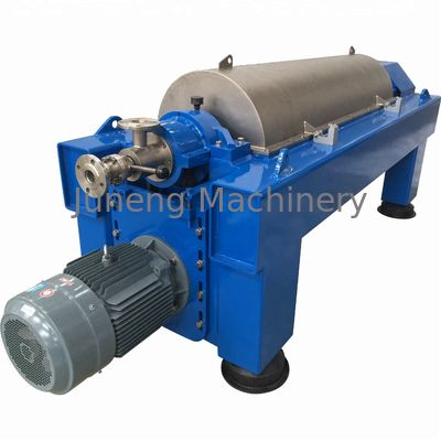 Αγορά Three Phase Horizontal Decanter Centrifuge for Oil Sludge Water Separation with 22/5.5 kw Motor Power and 3200r/min Speed online manufacture